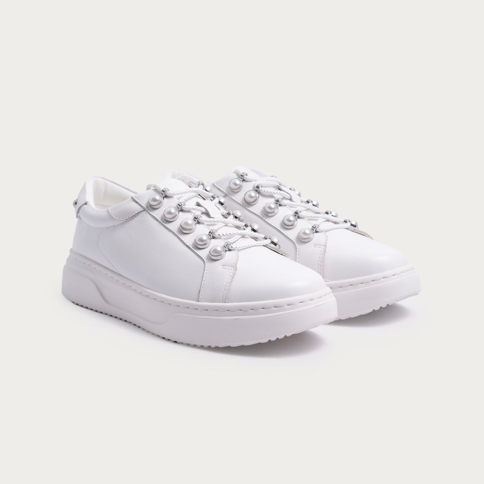 Chrissie Sneakers