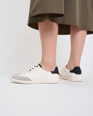 Cornelia Sneakers