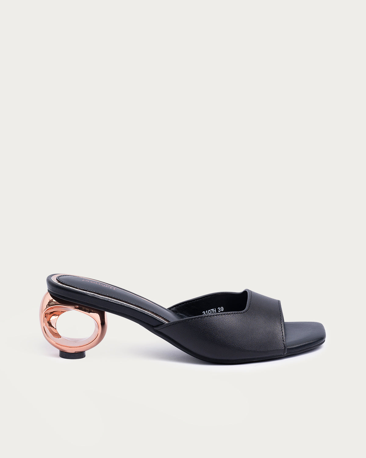 Zoria Sandals